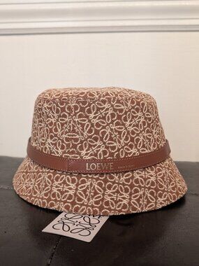 NWT Loewe Cream Monogram Bucket Hat with Tan Trim size 57